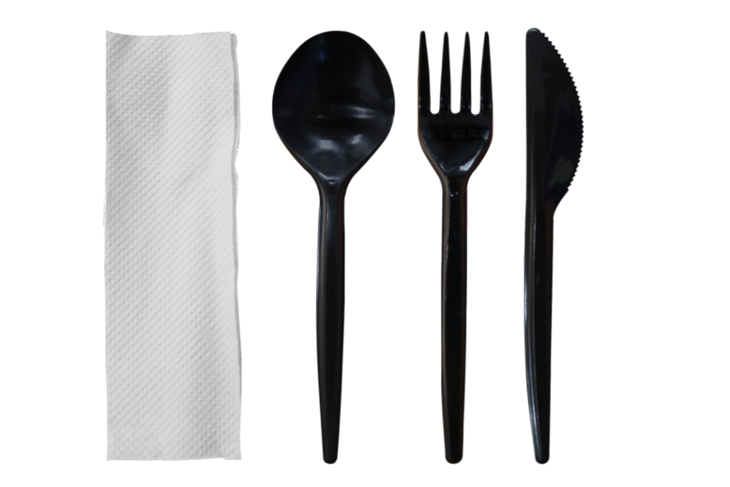 (DSCMOT01) SET CUBIERTOS DESECHABLES NEGROS X 3 MAS SERVILLETA TAMI CAJA X 500 UND